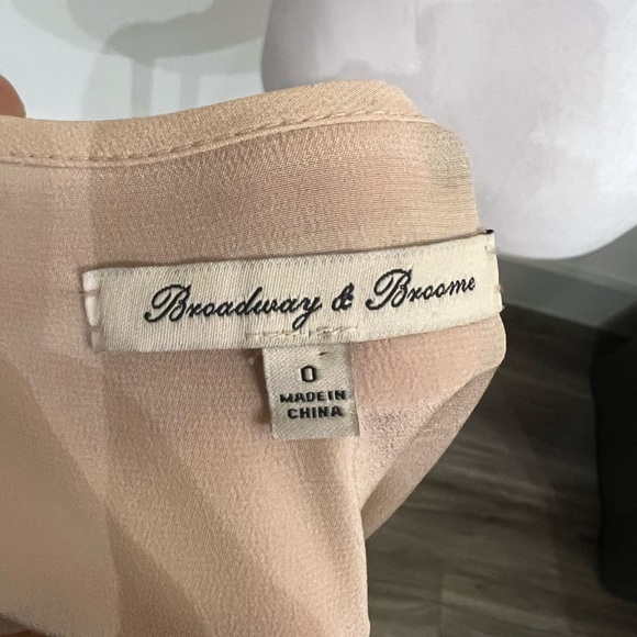 Elegant nude silk Women's Dress - Picture 8 of 10